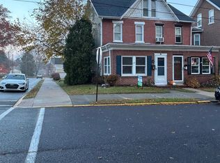 431 Broad St, Spring City, PA 19475