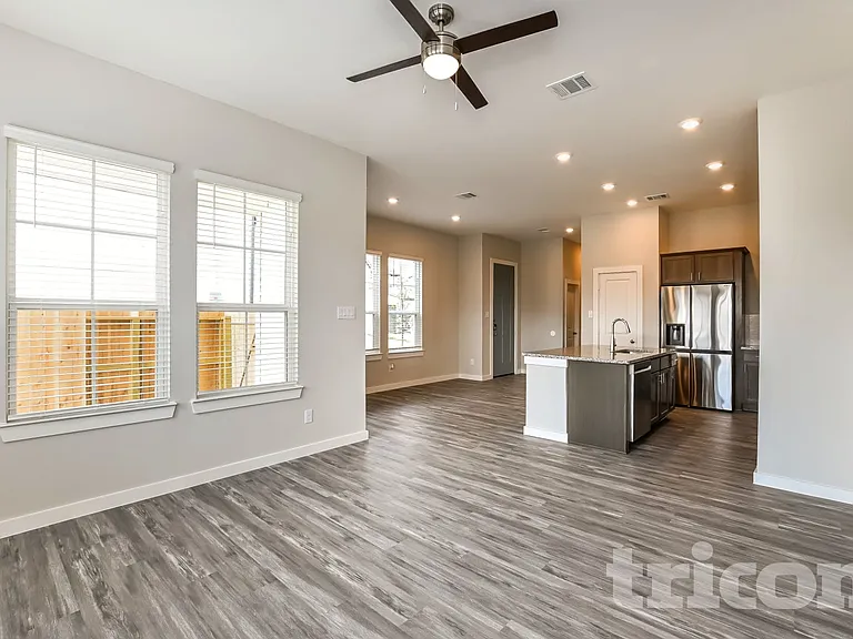 22728 Terrazzo Dr — Photo 2