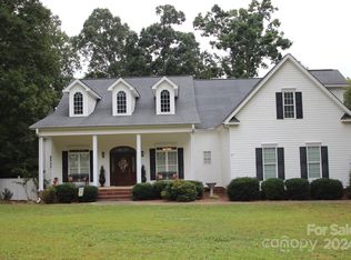 509 Flying Eagle Dr, Clover, SC 29710