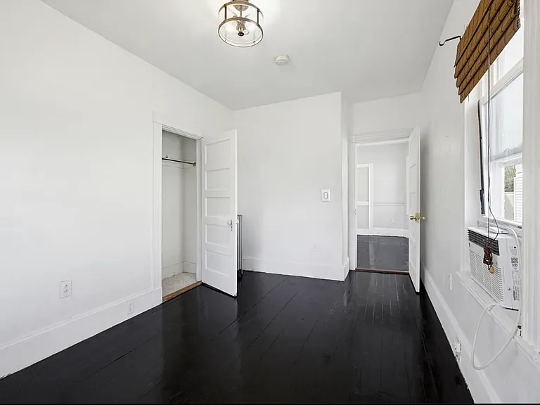 48 Burt St #3 — Photo 7