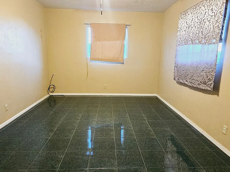 2600 Aurora Ave — Photo 15