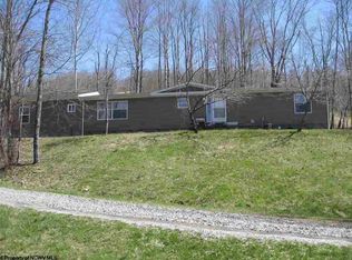 2544 Wallace Pike, Lumberport, WV 26386
