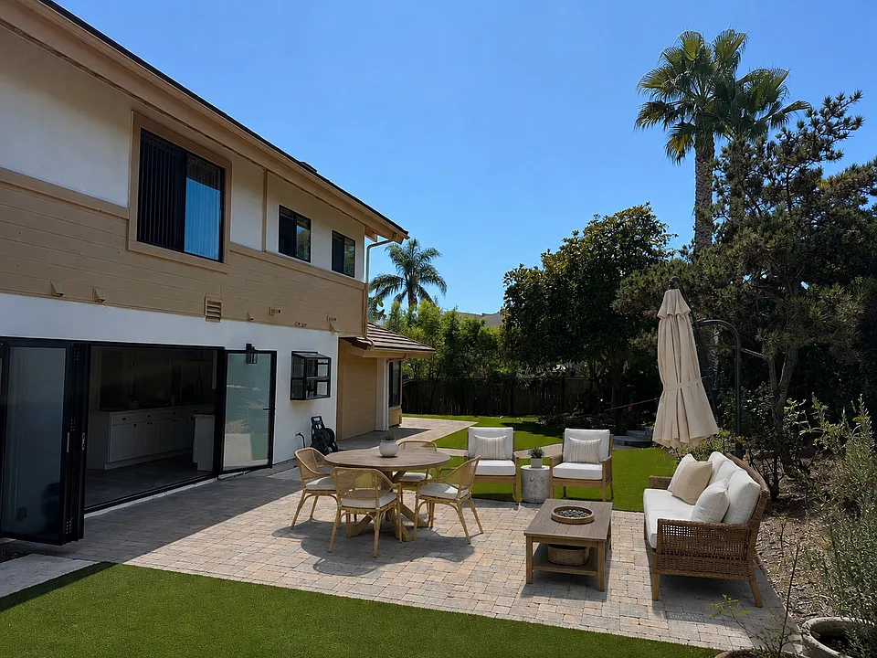 2705 Anta Ct