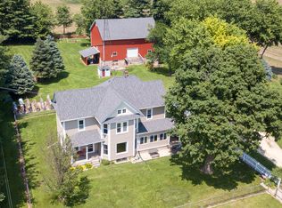 11057 Smith Rd, Pecatonica, IL 61063