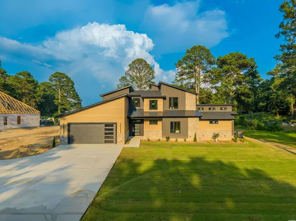 3007 Marion Anderson Rd, Hot Springs National Park, AR 71913