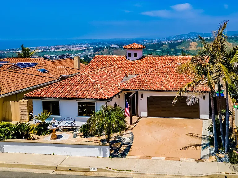 307 Calle Dorado — Photo 3
