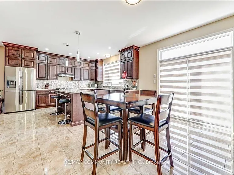 23 Blossom Ct — Photo 9