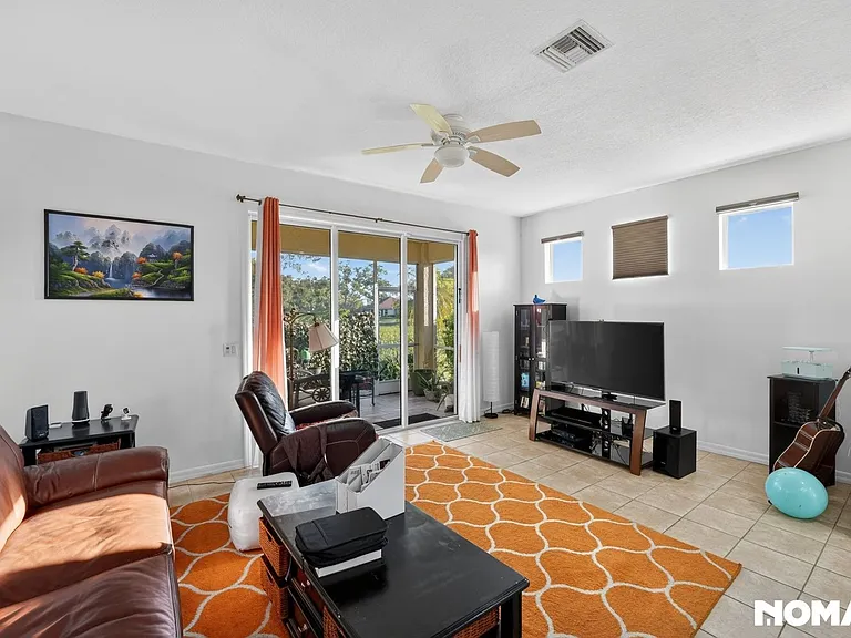 2346 Felicity Pl — Photo 6