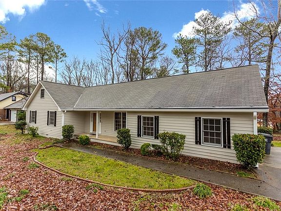2nd image of 1508 Timberlane Rd