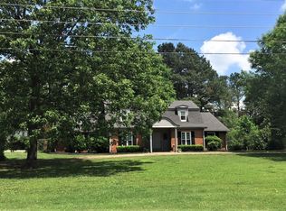 753 E Poplar Dr, Decaturville, TN 38329