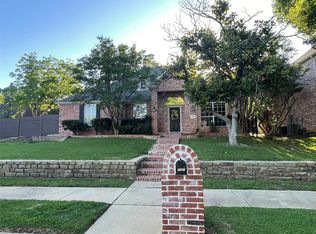 1829 Trail Ridge Ln, Flower Mound, TX 75028