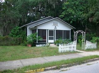 107 S Moss St, Leesburg, FL 34748