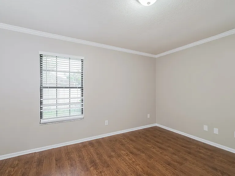 1590 Rain Bird Ct — Photo 12