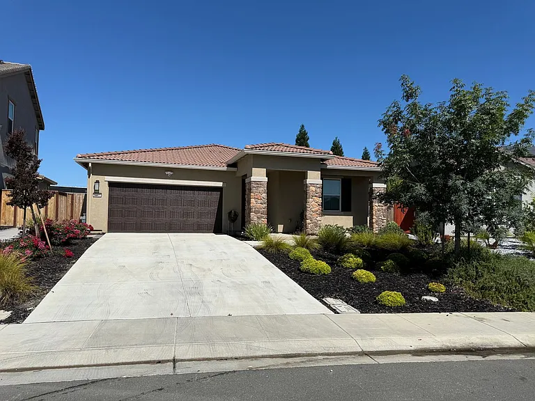 5408 Nimis Way — Photo 2