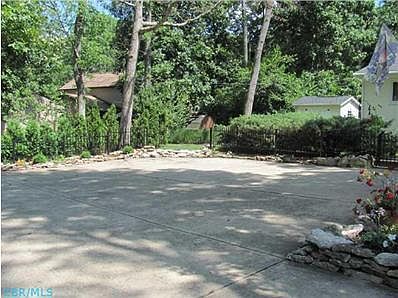 5th image of 281 Darby Dr SE