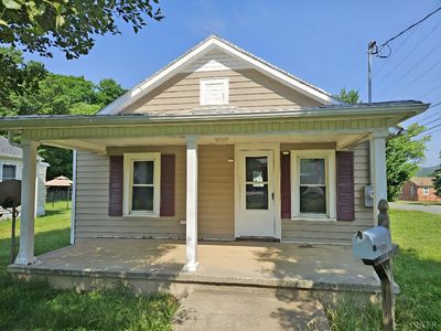 1275 Cedar Ave, Buena Vista, VA, 24416