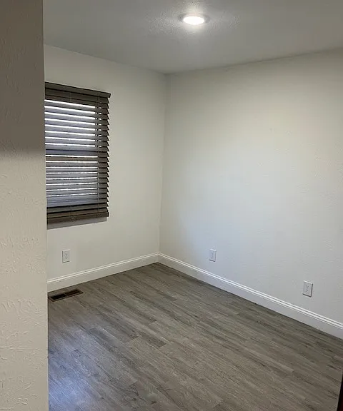 601 Rizek Dr — Photo 6