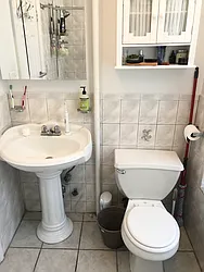 Rented by Lindemar LLC