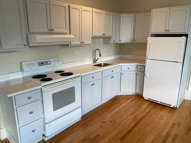177 Water St #1A — Photo 8