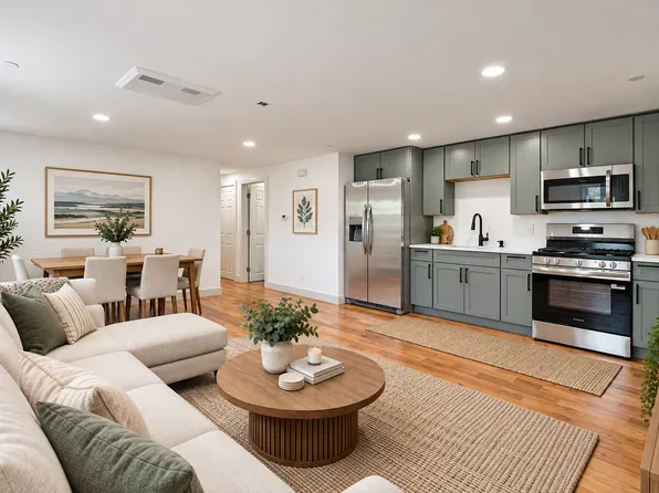 8 Sheldon St #1, Fitchburg, MA 01420