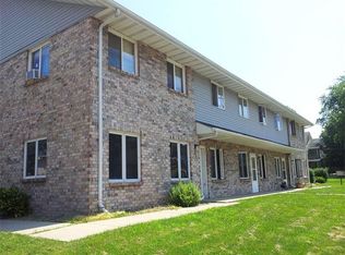 554 Algoma Blvd APT 4, Oshkosh, WI 54901