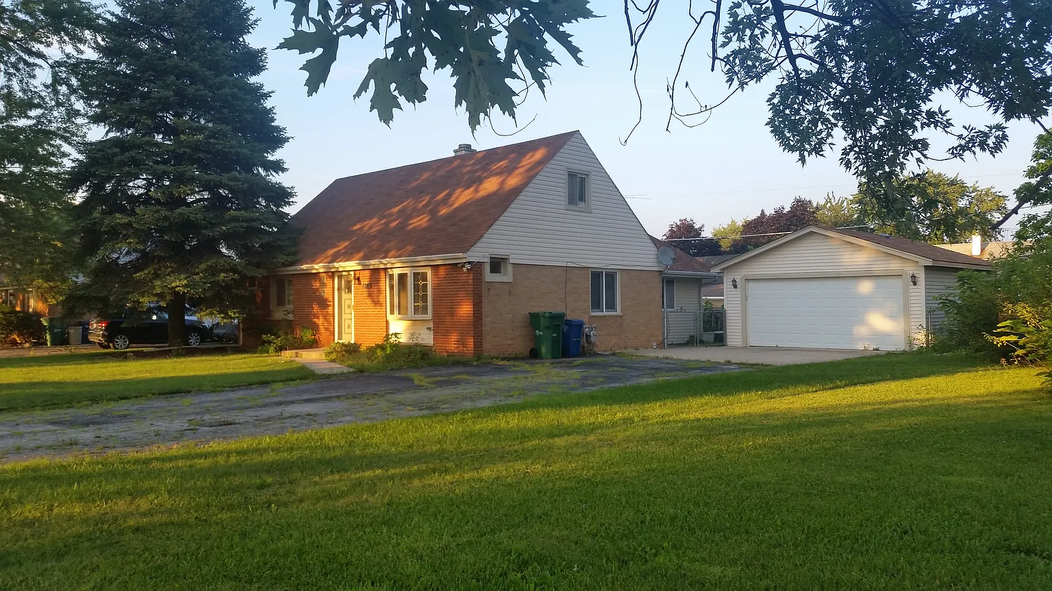 8241 New Castle Ave photo 1