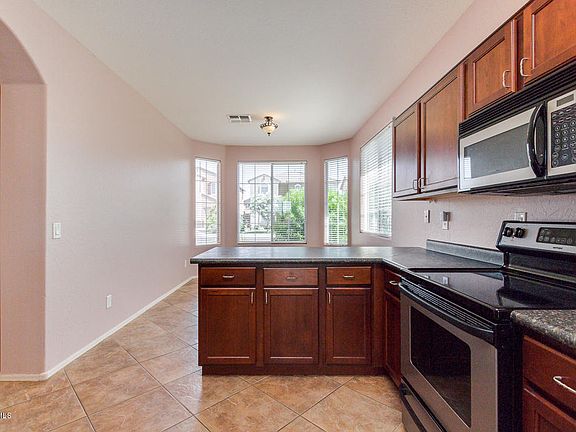 2nd image of 10566 E Primrose Ln