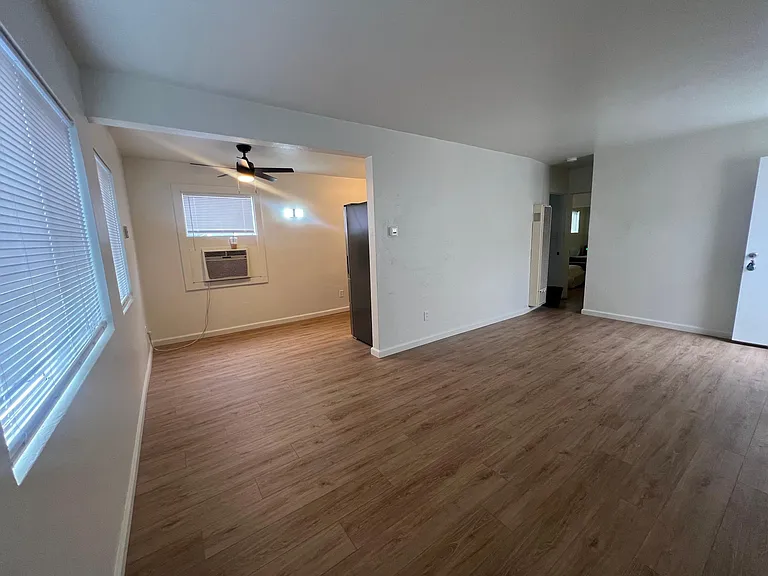 2319 Grand Ave #B — Photo 1
