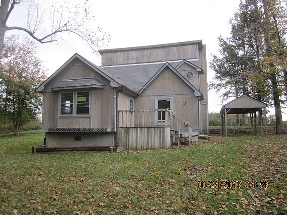 2nd image of 124 Poplar Cir