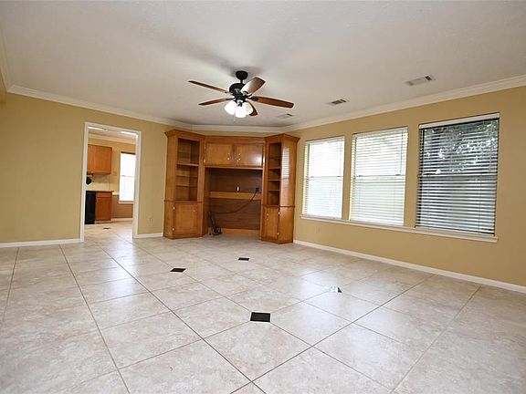 2nd image of 2507 Foxden Dr