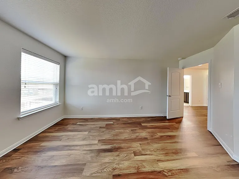 4705 Merchant Trl — Photo 24