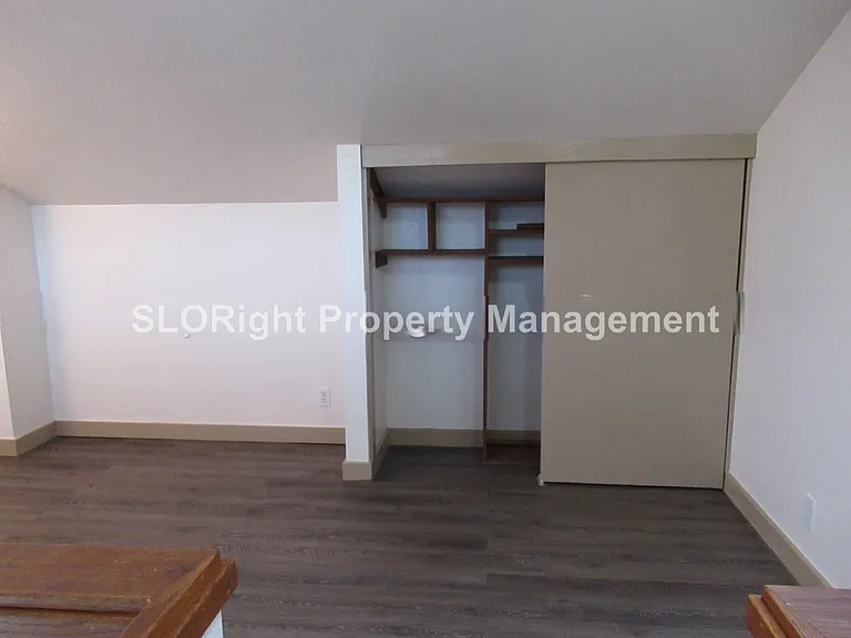 469 Sandercock St #C — Photo 9
