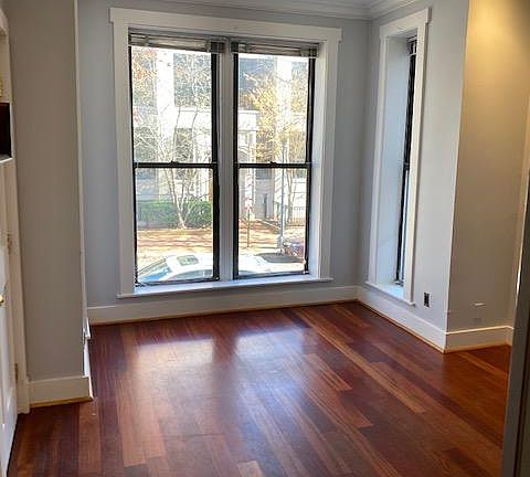 Living Room/Kitchen