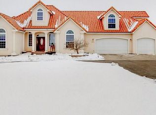 2821 S 38th Ave, West Richland, WA 99353