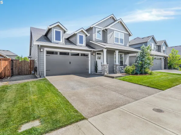 1072 S Walnut St, Canby, OR 97013