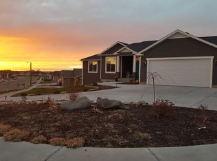 5636 S Cottontree Ln, Ammon, ID 83406