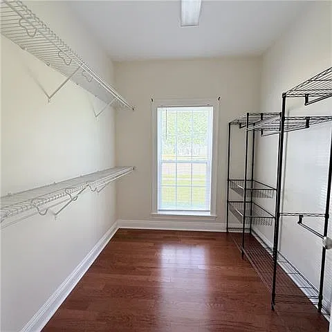 331 Main St — Photo 14