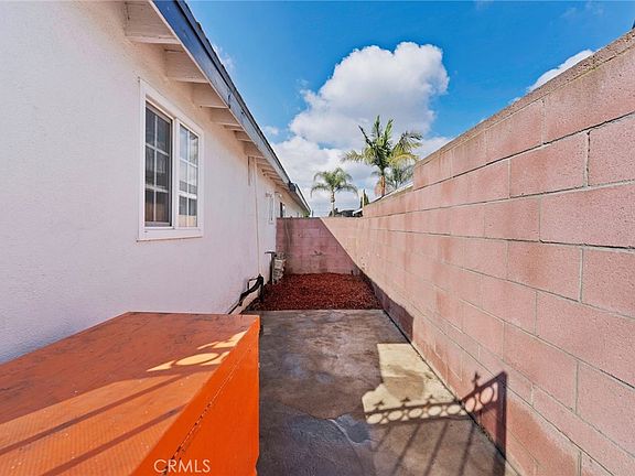 4th image of 2412 W Raymond St