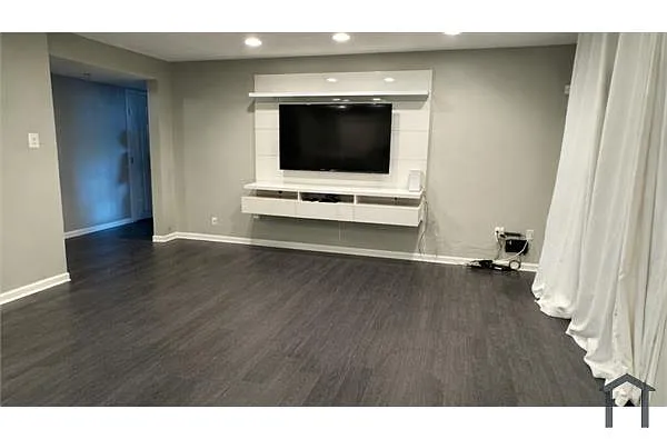 Building Photo - 11425 Abbotswood Ct #47-6