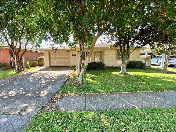 2nd image of 2708 Neyrey Dr