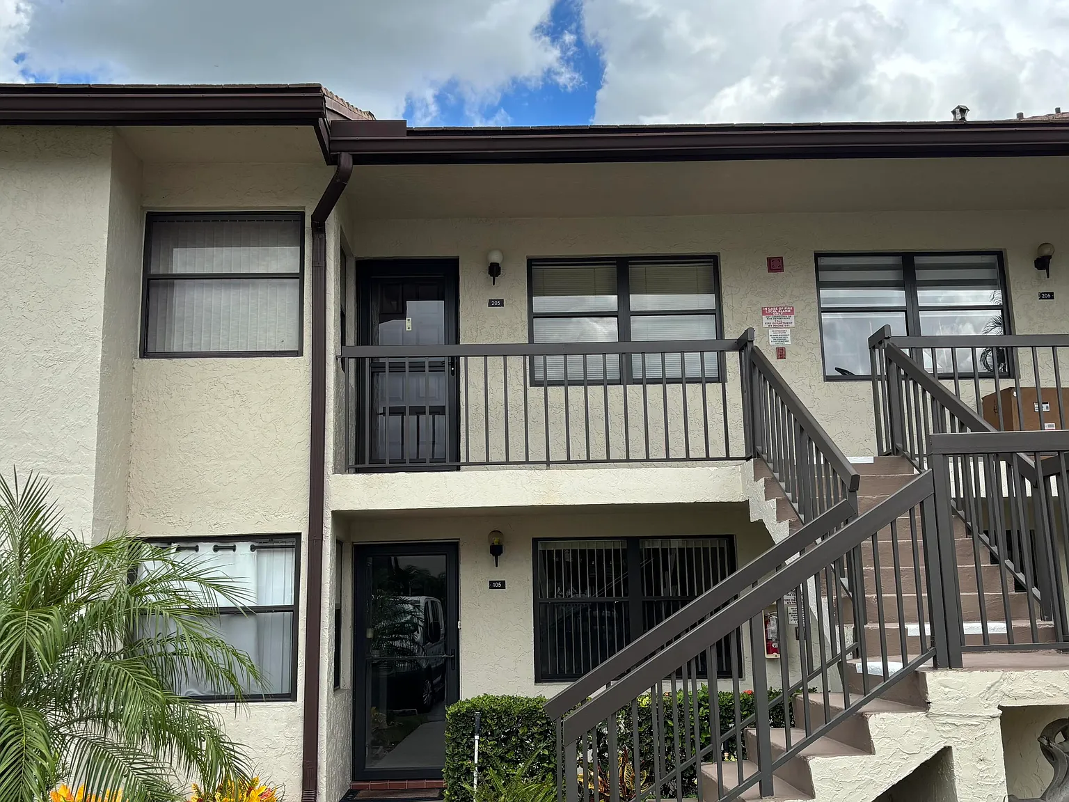 2 bed, 2.0 bath, 1244 sqft, $1,900 — Photo 1