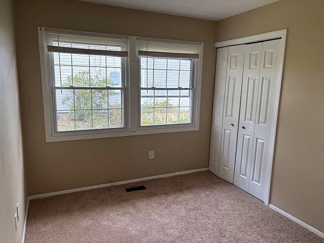 70 Eddington Ln — Photo 25