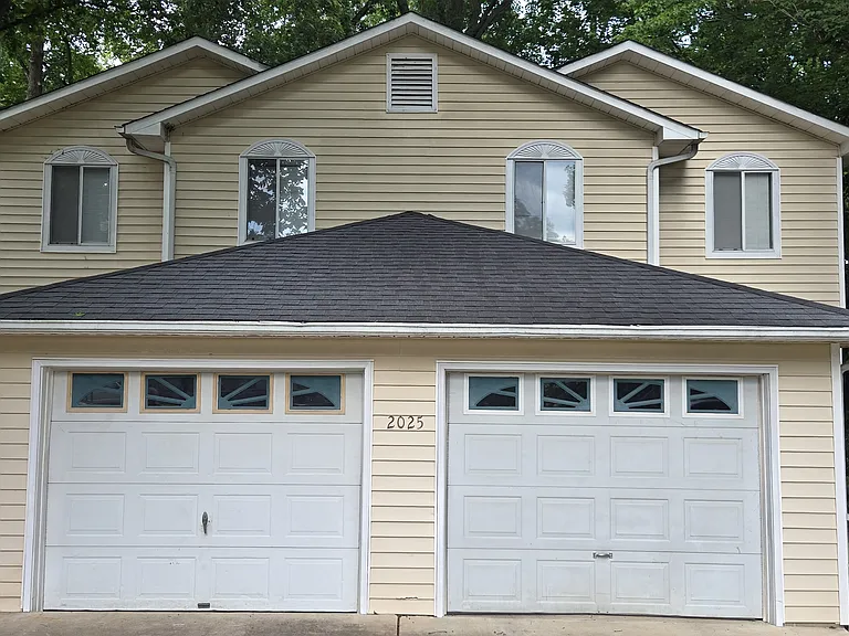 2025 Stoneycreek Dr #A — Photo 3