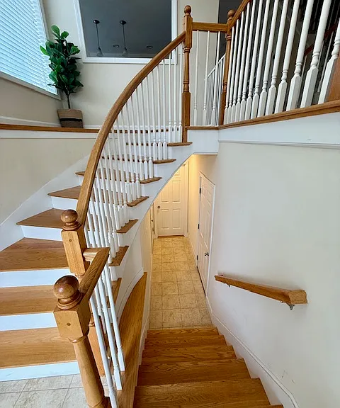 33 John Hancock Dr — Photo 4