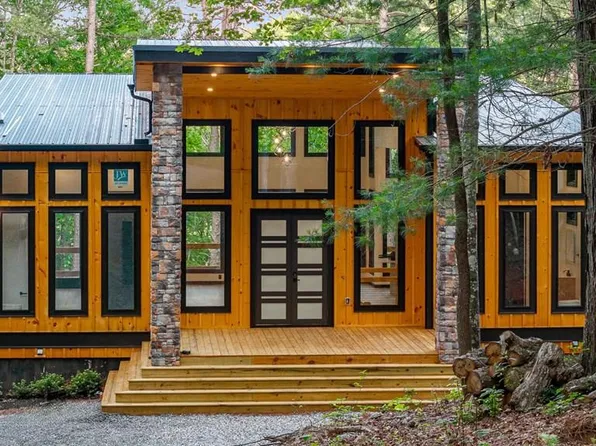 108 Wolf Creek Cir, Mineral Bluff, GA 30559