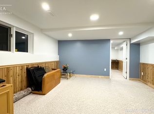 315 Grand River Blvd #2, Kitchener, ON N2A3H4