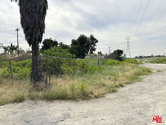 4th image of 7700 Bangle Rd
