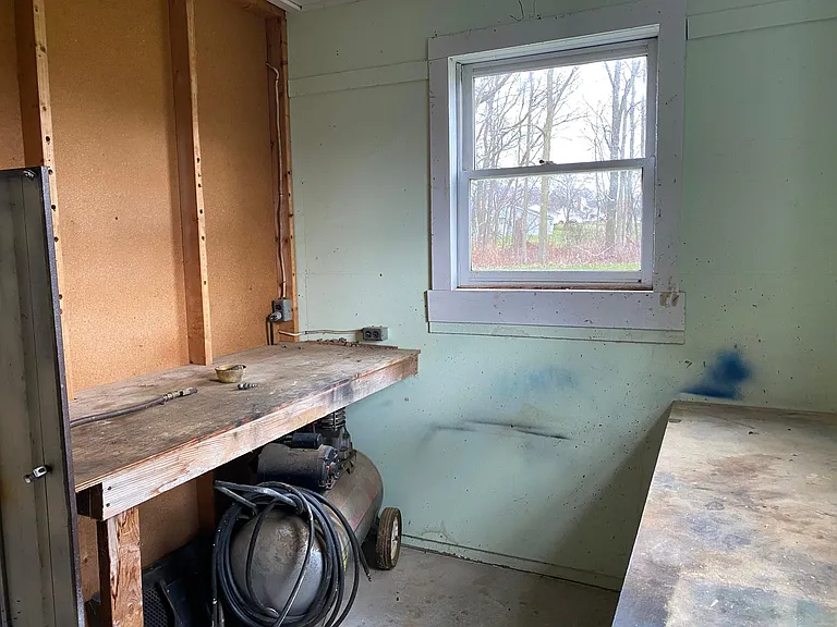 38 West Ave — Photo 26