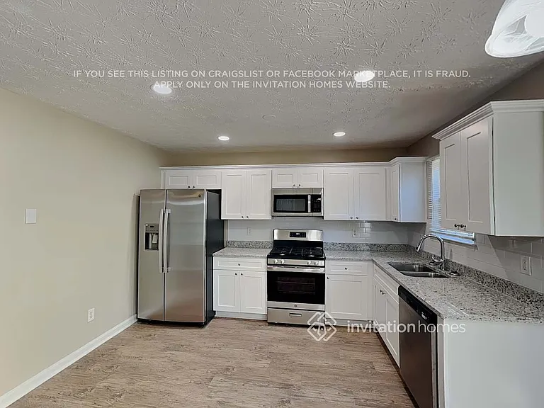 324 Springbottom Ct — Photo 7