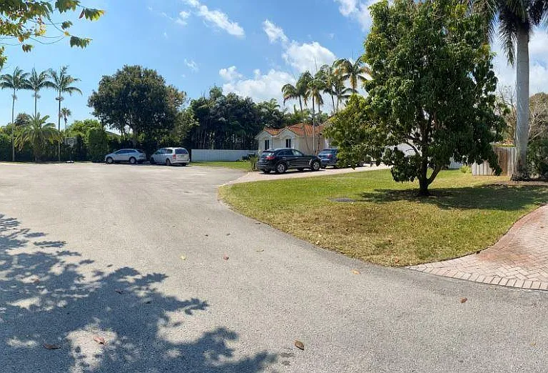 Cool de sac street with house panoramic view